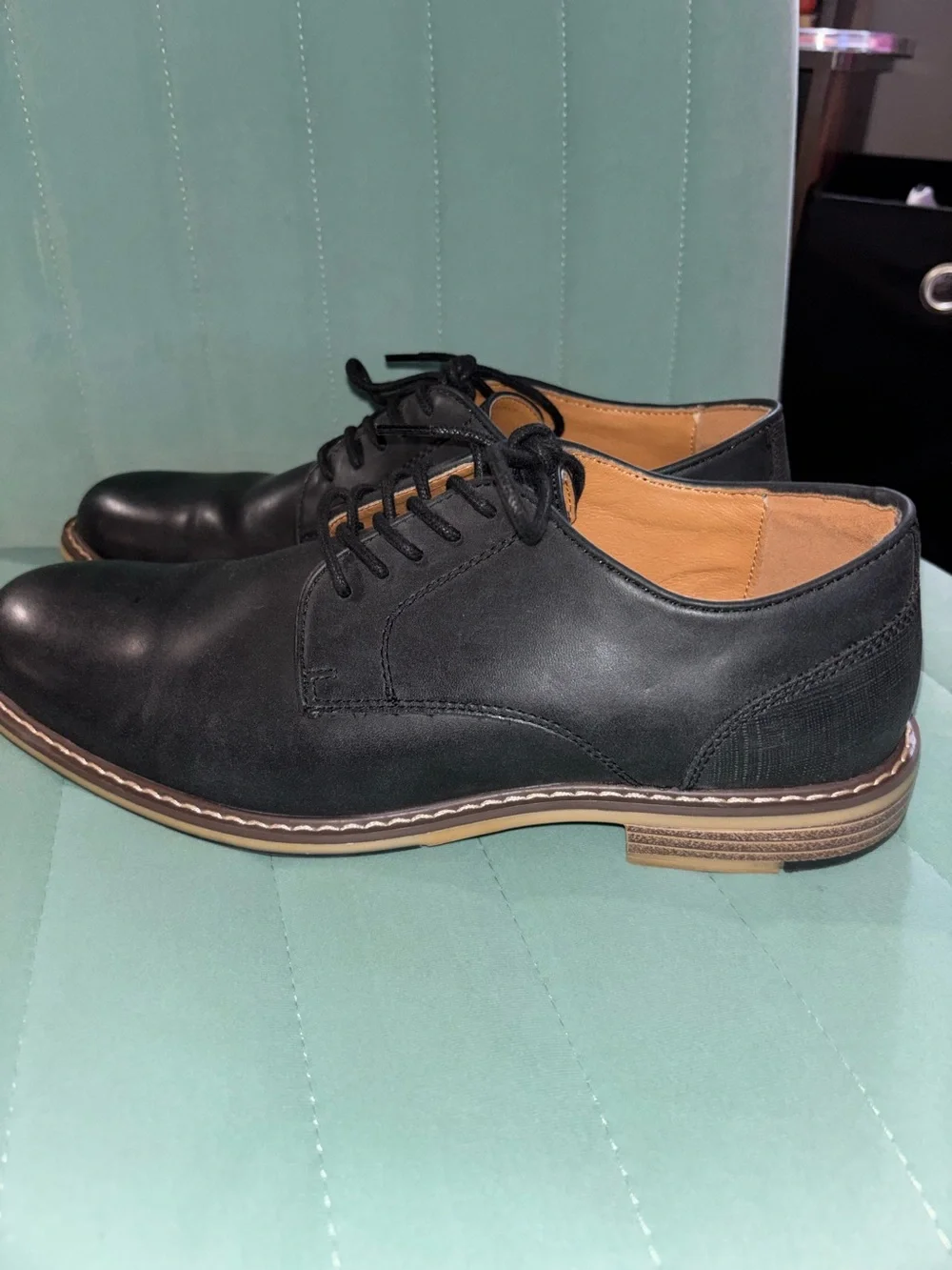 Men’s J Ferrar dress shoes size 9.5 medium..black
